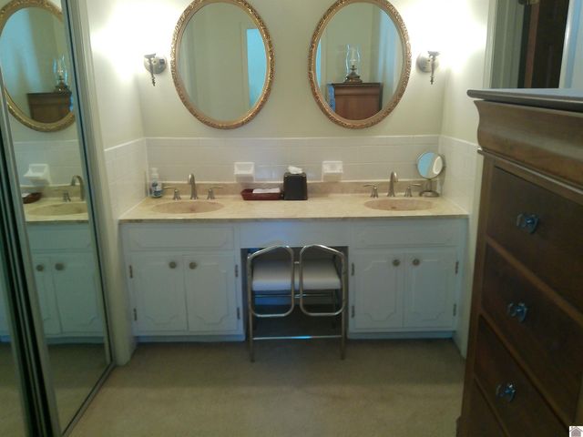 216 Ruoff Dr, Paducah, KY 42003