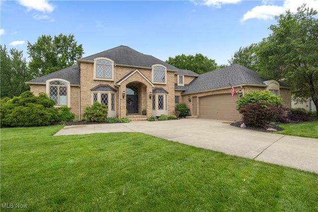 118 Brandemere Court, Elyria, OH 44035