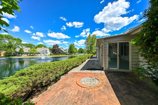 10117 N Gettysburg COURT, Mequon, WI 53092