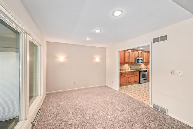 10117 N Gettysburg COURT, Mequon, WI 53092