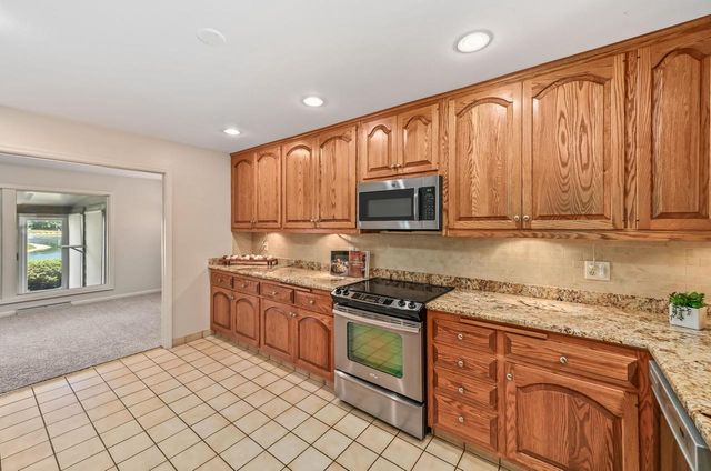 10117 N Gettysburg COURT, Mequon, WI 53092
