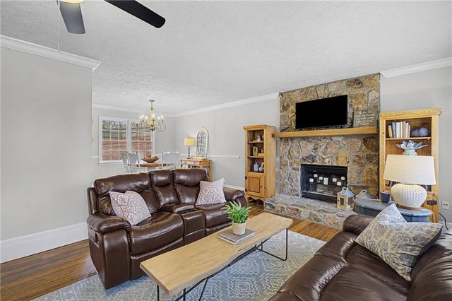 714 Osco Parkway, Woodstock, GA 30188