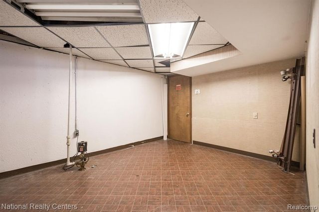 8308 Orhan Street, Canton, MI 48187