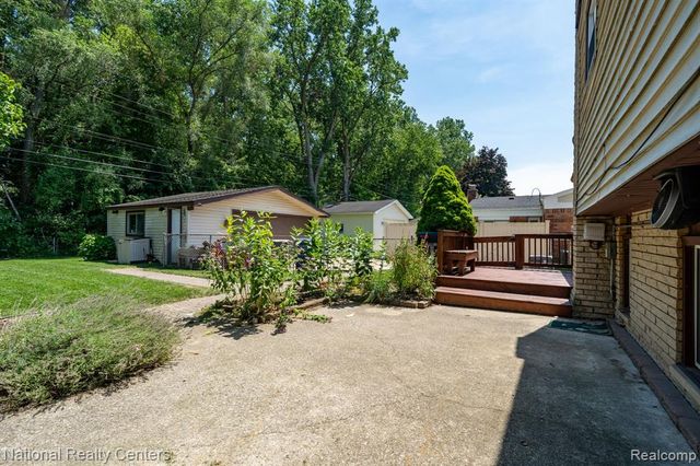 8308 Orhan Street, Canton, MI 48187