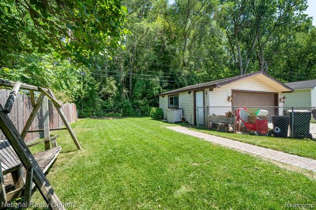 8308 Orhan Street, Canton, MI 48187