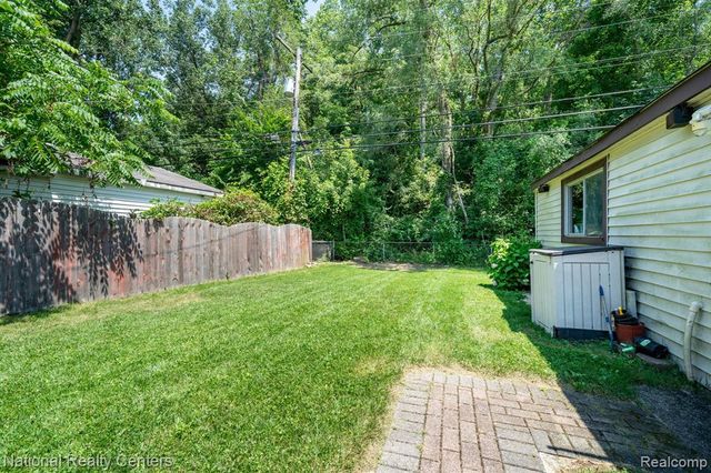 8308 Orhan Street, Canton, MI 48187
