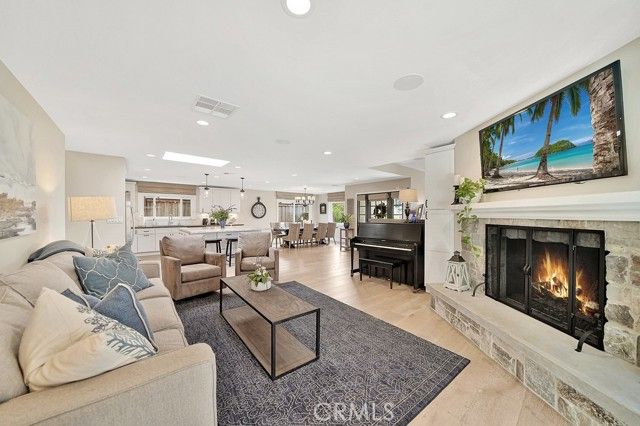 314 W Avenida Valencia, San Clemente, CA 92672