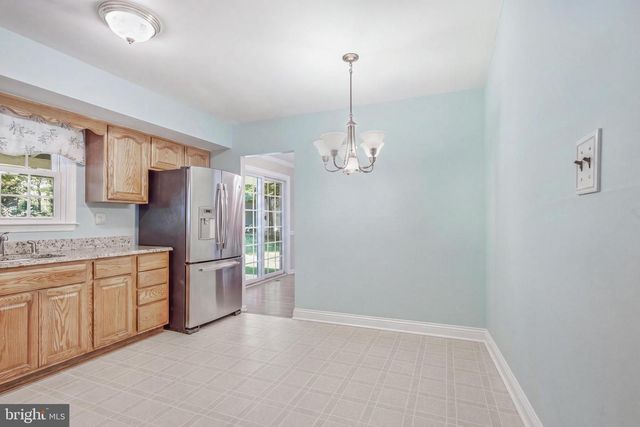497 STEWART DR, West Chester, PA 19380
