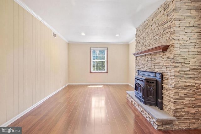 497 STEWART DR, West Chester, PA 19380