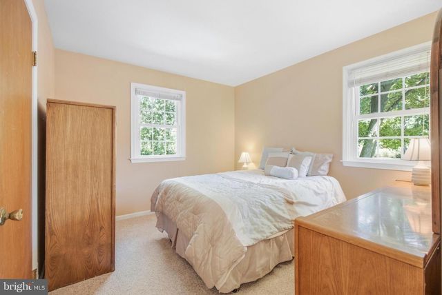 497 STEWART DR, West Chester, PA 19380