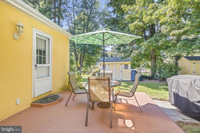 497 STEWART DR, West Chester, PA 19380