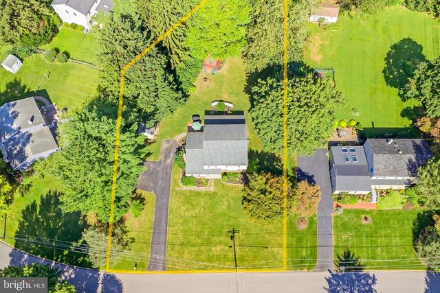 497 STEWART DR, West Chester, PA 19380