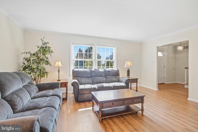 497 STEWART DR, West Chester, PA 19380