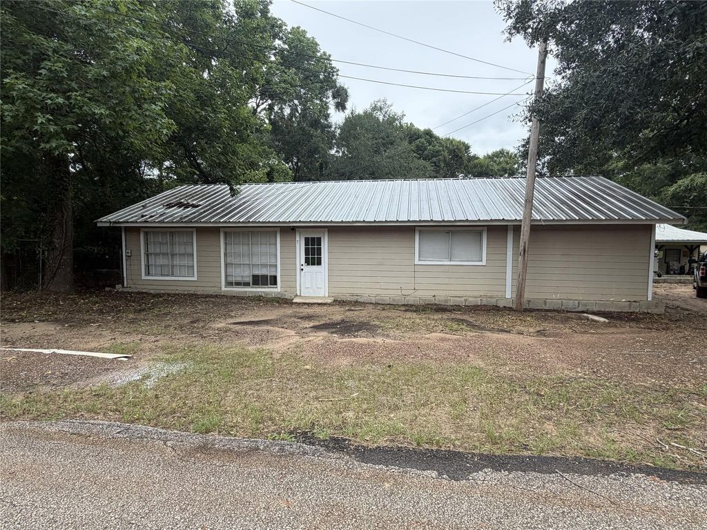 7 Peace Pipe Trail, Conroe, TX 77316