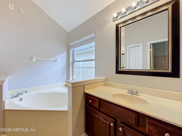 3110 WANDERING OAKS Drive, Orange Park, FL 32065