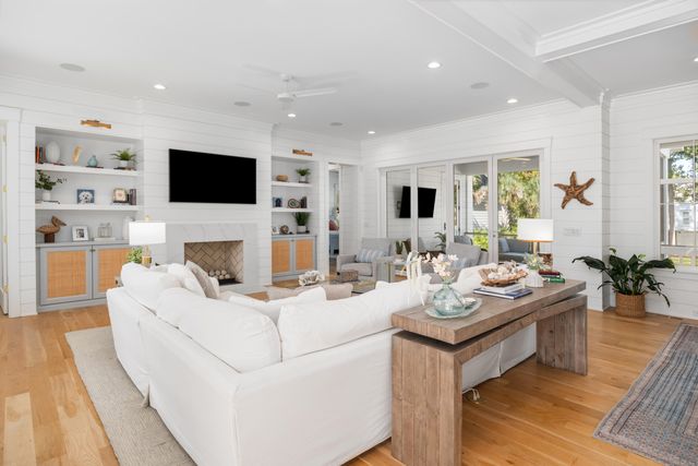 136 Iron Bottom Lane, Charleston, SC 29492