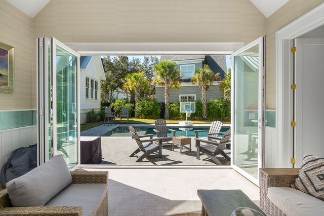 136 Iron Bottom Lane, Charleston, SC 29492