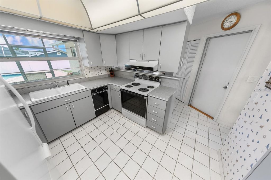 Image 11 of property listing at 4366 CANDLEWOOD LANE, Ponce Inlet, FL 32127