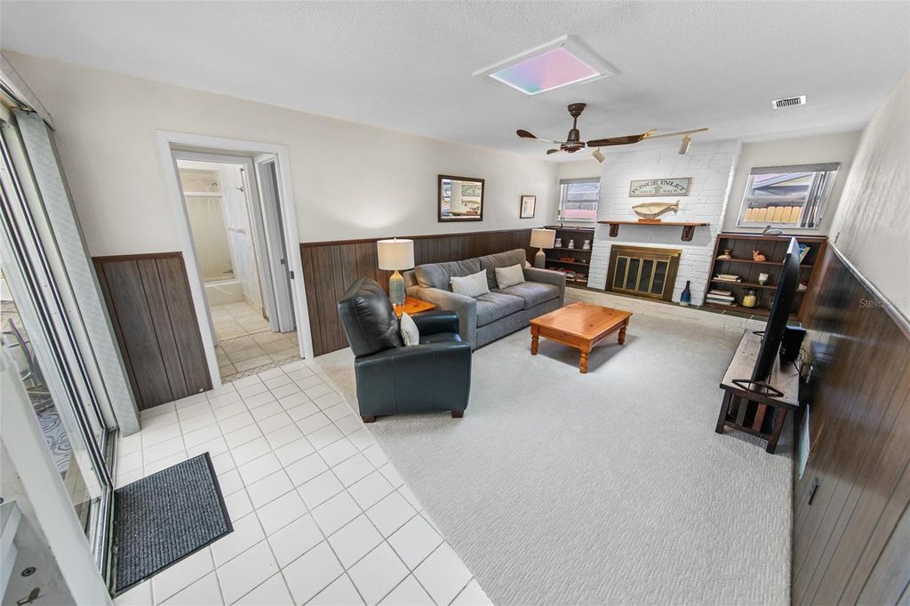 Image 19 of property listing at 4366 CANDLEWOOD LANE, Ponce Inlet, FL 32127