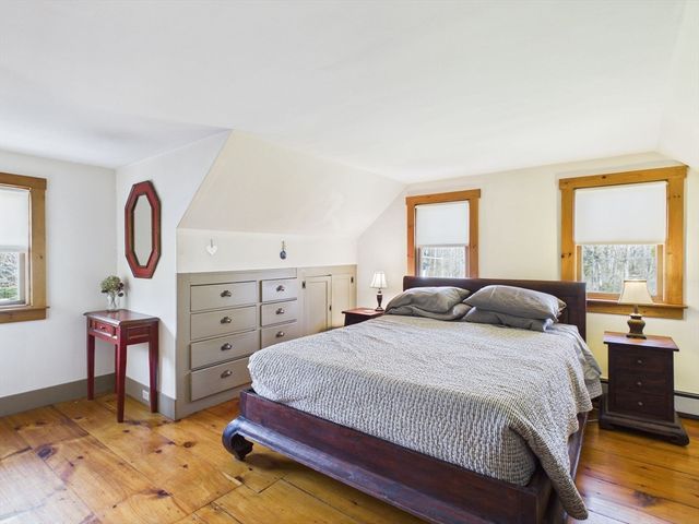 61 Canton St, Easton, MA 02356