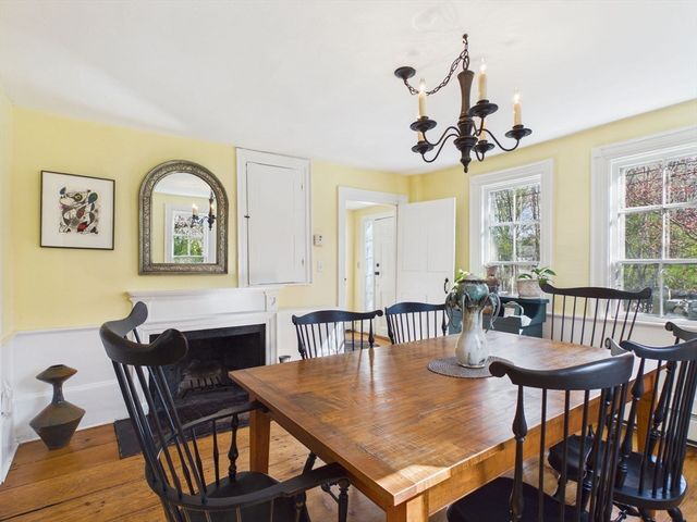 61 Canton St, Easton, MA 02356