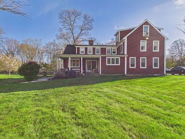 61 Canton St, Easton, MA 02356