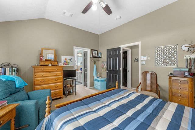 5226 Caraway Lake Drive, Baytown, TX 77521