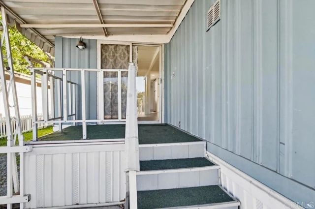 351 E Bradley SPC 19, El Cajon, CA 92021