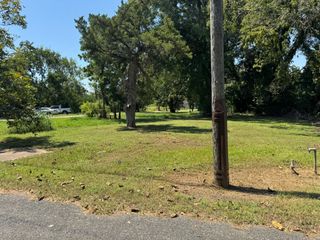 605 N Outlar Street, Wharton, TX 77488