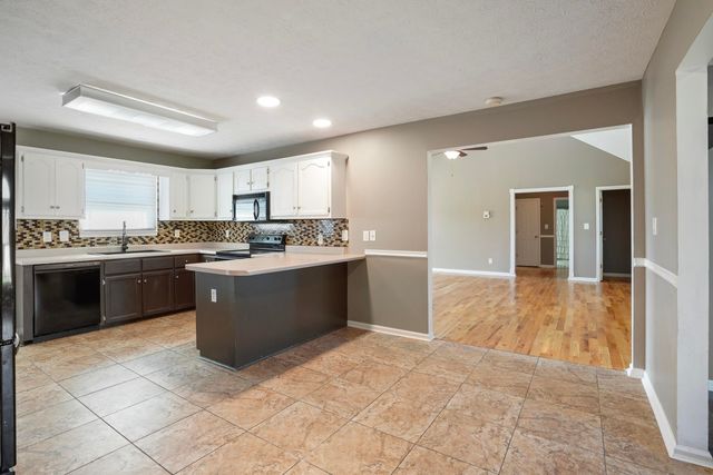 799 Hidden Loop Drive, Somerset, KY 42503