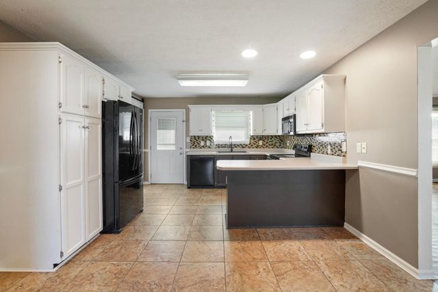 799 Hidden Loop Drive, Somerset, KY 42503