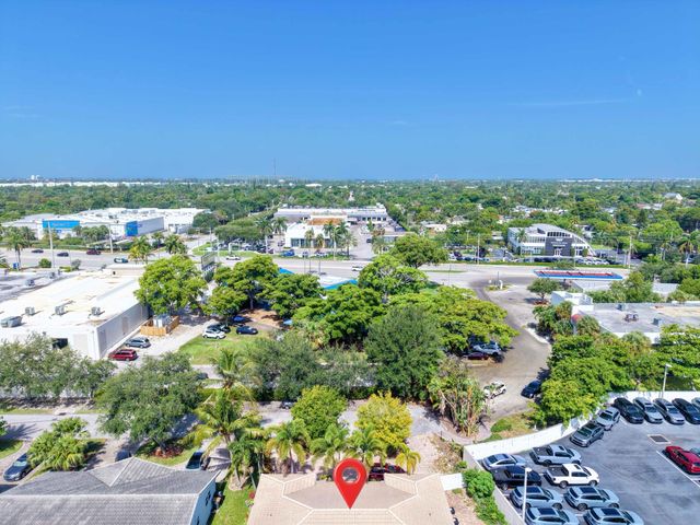 5120 NE 22nd Avenue, Lighthouse Point, FL 33064