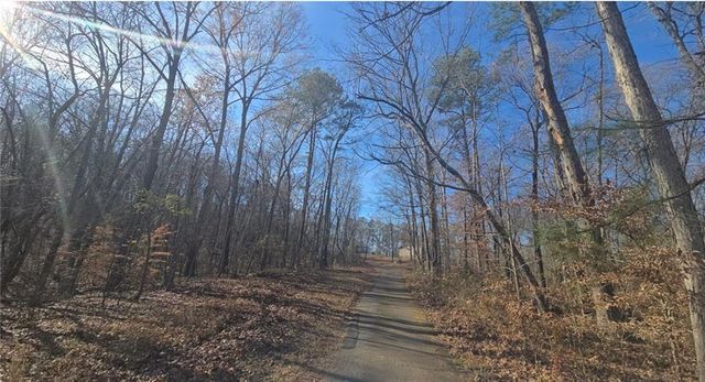 124 Puckett SE Road, Emerson, GA 30137