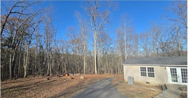 124 Puckett SE Road, Emerson, GA 30137