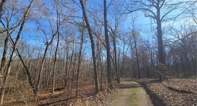 124 Puckett SE Road, Emerson, GA 30137