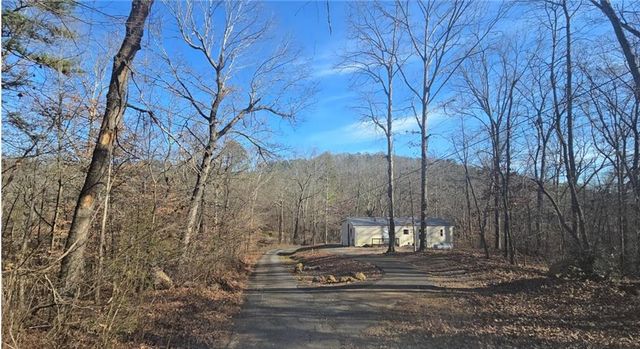 124 Puckett SE Road, Emerson, GA 30137