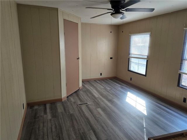 124 Puckett SE Road, Emerson, GA 30137