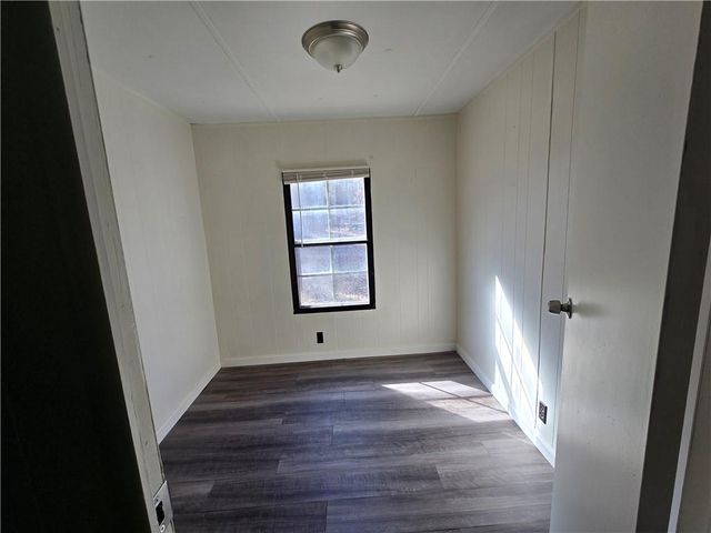 124 Puckett SE Road, Emerson, GA 30137