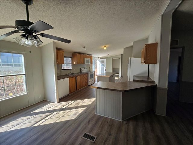 124 Puckett SE Road, Emerson, GA 30137