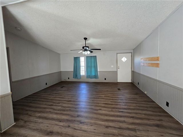 124 Puckett SE Road, Emerson, GA 30137