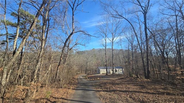 124 Puckett SE Road, Emerson, GA 30137