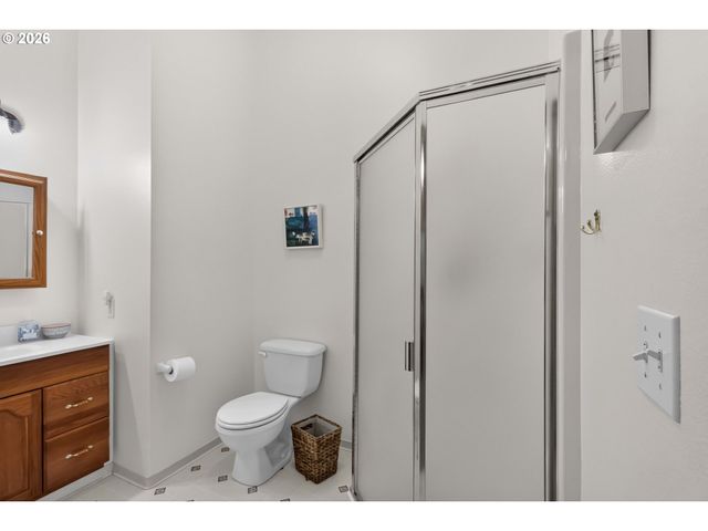 114 MERRY ETTA Dr, Kalama, WA 98625