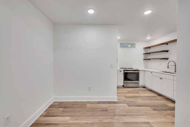 807B Porter Rd, Nashville, TN 37206