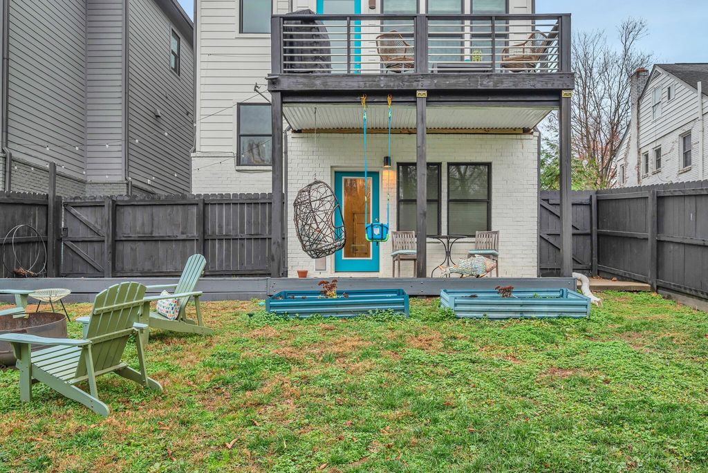 807B Porter Rd, Nashville, TN 37206