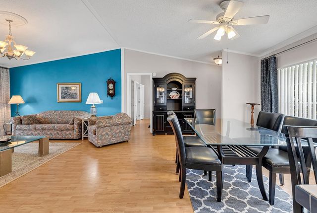 153 Queens Rd., Little River, SC 29566