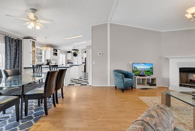 153 Queens Rd., Little River, SC 29566