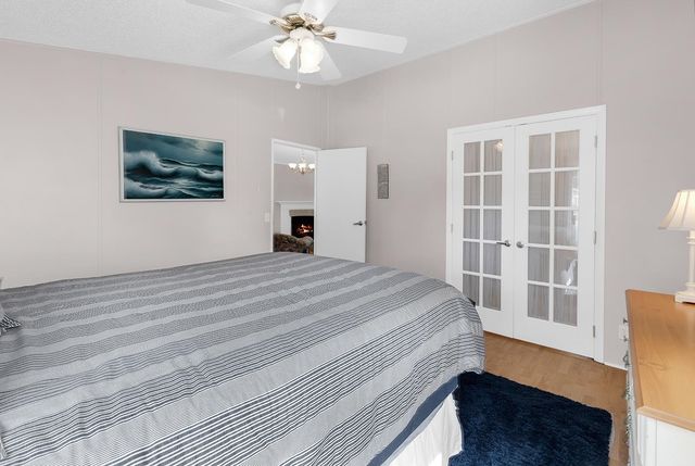 153 Queens Rd., Little River, SC 29566