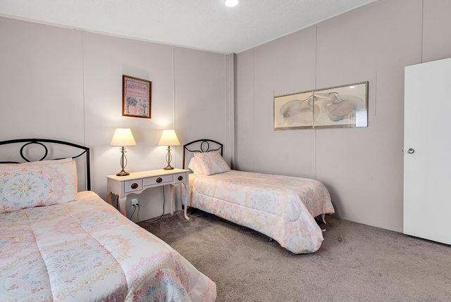 153 Queens Rd., Little River, SC 29566
