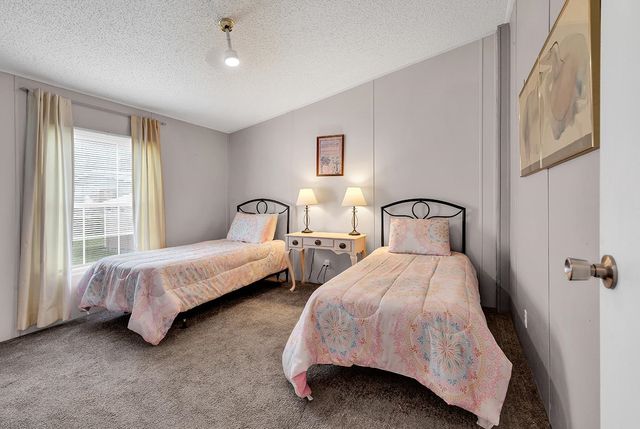 153 Queens Rd., Little River, SC 29566