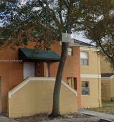 2421 NW 56th Ave 2-103, Lauderhill, FL 33313
